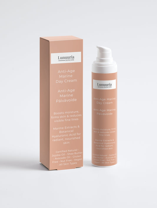 Lunuuria Anti-Age&nbsp; Marine Day Cream 50 ml on ylellisen samettinen päivävoide, joka kosteuttaa tehokkaasti, tukee ihon kimmoisuutta ja auttaa ihoa näyttämään heleältä, levänneeltä ja elinvoimaiselta.